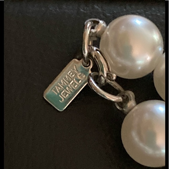 Tammy Jewels Extra, Long Strand, Flapper Style, Faux Pearl Necklace - Picture 4 of 4